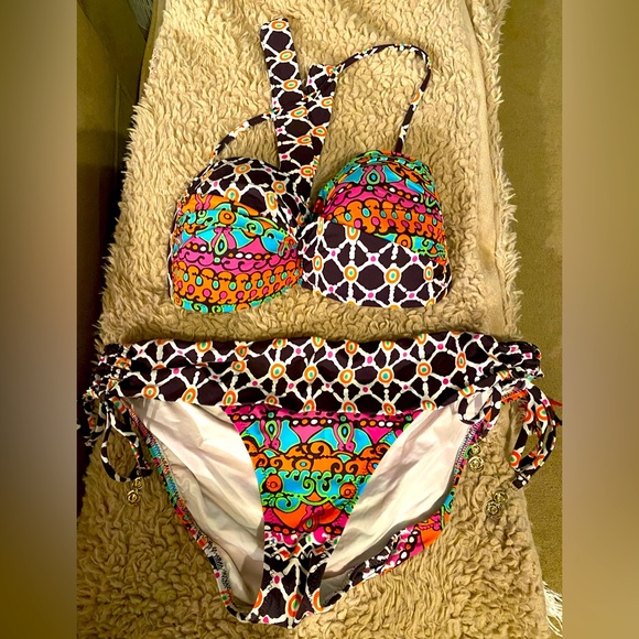 Trina Turk Women's Breeze Twist Front Swim Bandeau Bra and High-Waist Bikini Bottom Collection